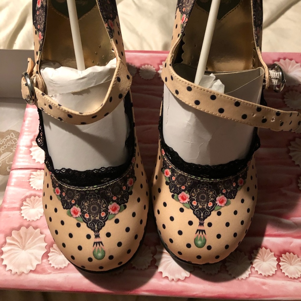 Chocolatica’s Double Toppings Doris heels sz 9